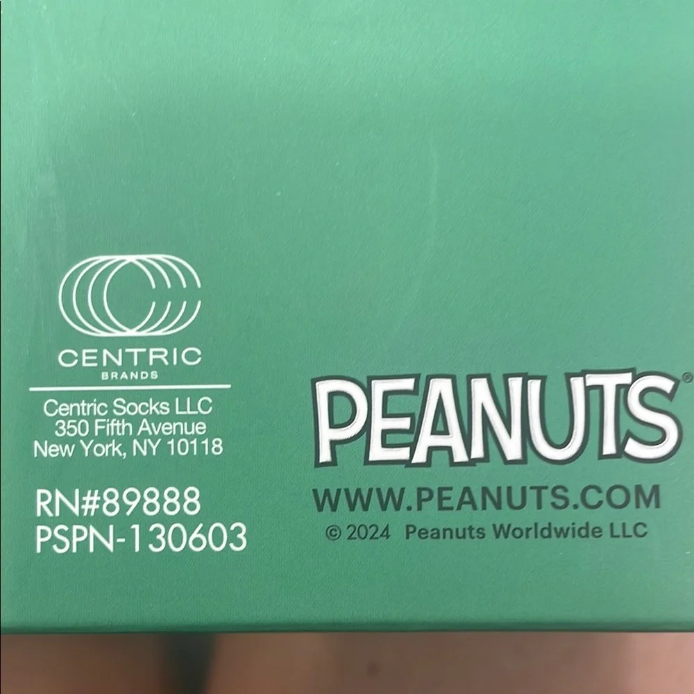 Men’s golf Peanuts Blue and White Casual Socks Featuring Snoopy - Picture 4 of 7